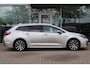 Toyota Corolla Touring Sports 2.0 Business Plus Hybrid 184pk | Stoelverwarming | ACC | Climate | Trekhaak | Carplay