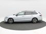 Volkswagen Passat R-Line Edition 1.5 eHybrid 204 PK | Trekhaak | Panoramadak | Black Style | Elektrisch verstelbare stoelen |