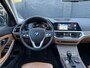 BMW 3-Serie 320i High Executive | Panoramadak | Camera | Lederen Bekleding | Stoelverwarming | Sportstoelen |