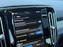 Volvo EX40 Single Motor Extended Range Plus 82 kWh |**17% BIJTELLING**| Panoramadak | Verwarmbare voorstoelen & stuurwiel | Premium audio by Harman Kardon | Adaptieve Cruise Control | Keyless Entry & Go| 20 inch Lichtmetalen Velgen | Black Edition emblemen | Extra getinte zijruiten en achterruit