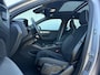 Volvo EX40 Single Motor Extended Range Plus 82 kWh |**17% BIJTELLING**| Panoramadak | Verwarmbare voorstoelen & stuurwiel | Premium audio by Harman Kardon | Adaptieve Cruise Control | Keyless Entry & Go| 20 inch Lichtmetalen Velgen | Black Edition emblemen | Extra getinte zijruiten en achterruit