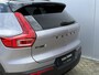 Volvo EX40 Single Motor Extended Range Plus 82 kWh |**17% BIJTELLING**| Panoramadak | Verwarmbare voorstoelen & stuurwiel | Premium audio by Harman Kardon | Adaptieve Cruise Control | Keyless Entry & Go| 20 inch Lichtmetalen Velgen | Black Edition emblemen | Extra getinte zijruiten en achterruit