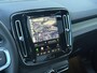 Volvo EX40 Single Motor Extended Range Plus 82 kWh |**17% BIJTELLING**| Panoramadak | Verwarmbare voorstoelen & stuurwiel | Premium audio by Harman Kardon | Adaptieve Cruise Control | Keyless Entry & Go| 20 inch Lichtmetalen Velgen | Black Edition emblemen | Extra getinte zijruiten en achterruit