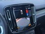 Volvo EX40 Single Motor Extended Range Plus 82 kWh |**17% BIJTELLING**| Panoramadak | Verwarmbare voorstoelen & stuurwiel | Premium audio by Harman Kardon | Adaptieve Cruise Control | Keyless Entry & Go| 20 inch Lichtmetalen Velgen | Black Edition emblemen | Extra getinte zijruiten en achterruit