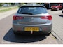 Alfa Romeo Giulietta 1.4 T DISTINCTIVE / PDC / CLIMATE / NAVI