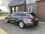 Mazda 6 Sportbreak 2.0 HP Skylease+ AUTOMAAT | BI-XENON | CRUISE CONTROL | TREKHAAK AFN. | NAV | PDC V+A