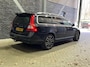 Volvo V70 2.4 D5 Summum | Trekhaak | Leder | Stoelverwarming | Getint Glas | 18 Inch