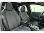 Peugeot e-208 EV GT 50 kWh | WLTP 363KM | Panorama Dak | Cruise Control | parkeersensoren Rondom | Start/Stopknop | Climate Control | Parkeer Camera Achter |