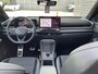 Volkswagen T-Roc 1.5 eTSI 150 pk R-Line First Edition / Panoramadak / Head-Up / Side Assist / 360 Camera / Trekhaak / 20'' LMV / VW