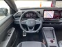 Volkswagen T-Roc 1.5 eTSI 150 pk R-Line First Edition / Panoramadak / Head-Up / Side Assist / 360 Camera / Trekhaak / 20'' LMV / VW