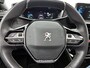 Peugeot e-2008 SUV EV GT Pack 50 kWh 136pk | Navigatie | Schuif-/kanteldak | Achteruitrijcamera | Stoelverwarming | Full Led koplampen | 3D Cockpit | Leder/Alcantara | Keyless | Adaptieve Cruise Control | Dodehoeksensor | Apple Carplay / Android Auto | DAB+ radio | Donker getint glas | 18" lichtmetalen velgen |