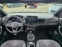 Volkswagen T-Roc 1.5 TSI R-Line Edition| Met panoramadak, stoelverwarming, elektrische achterklep en virtual cockpit!