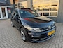 Volkswagen Tiguan 1.4 TSI ACT Highline Business R-Line / Pano / Virtual / ACC / Leder / Trekhaak / Zeer Kompleet.
