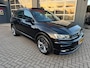 Volkswagen Tiguan 1.4 TSI ACT Highline Business R-Line / Pano / Virtual / ACC / Leder / Trekhaak / Zeer Kompleet.