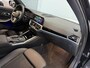 BMW 3-Serie 318i Executive Edition Sport Line Airco ECC | Virtual | Sfeer | Apple Carplay | M Stuur | Navigatie | Isofix | NAP