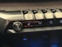 Peugeot 5008 1.2 PureTech GT Camera | Adaptieve Cruise | Parkeersensoren | Digitaal Dashboard | Leder/Stof | 18" Lichtmetaal | LED | Achteruitrijcamera | Airco (automatisch) | Apple Carplay/Android Auto|telefoonintegratie premium
