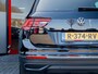 Volkswagen Tiguan 1.5 TSI Life Business Active | Trekhaak | Stoelverwarming | Stuurwiel Verwarmd | Adaptieve Cruise Control | LED Koplampen | Climate Control | Camera | Sfeerverlichting | Navigatie | Apple Carplay | Android Auto |