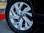 Volkswagen Tiguan 1.5 TSI Life Business Active | Trekhaak | Stoelverwarming | Stuurwiel Verwarmd | Adaptieve Cruise Control | LED Koplampen | Climate Control | Camera | Sfeerverlichting | Navigatie | Apple Carplay | Android Auto |