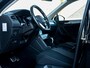 Volkswagen Tiguan 1.5 TSI Life Business Active | Trekhaak | Stoelverwarming | Stuurwiel Verwarmd | Adaptieve Cruise Control | LED Koplampen | Climate Control | Camera | Sfeerverlichting | Navigatie | Apple Carplay | Android Auto |
