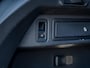 Volkswagen Tiguan 1.5 TSI Life Business Active | Trekhaak | Stoelverwarming | Stuurwiel Verwarmd | Adaptieve Cruise Control | LED Koplampen | Climate Control | Camera | Sfeerverlichting | Navigatie | Apple Carplay | Android Auto |