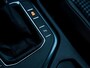 Volkswagen Tiguan 1.5 TSI Life Business Active | Trekhaak | Stoelverwarming | Stuurwiel Verwarmd | Adaptieve Cruise Control | LED Koplampen | Climate Control | Camera | Sfeerverlichting | Navigatie | Apple Carplay | Android Auto |