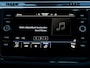 Volkswagen Tiguan 1.5 TSI Life Business Active | Trekhaak | Stoelverwarming | Stuurwiel Verwarmd | Adaptieve Cruise Control | LED Koplampen | Climate Control | Camera | Sfeerverlichting | Navigatie | Apple Carplay | Android Auto |