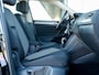 Volkswagen Tiguan 1.5 TSI Life Business Active | Trekhaak | Stoelverwarming | Stuurwiel Verwarmd | Adaptieve Cruise Control | LED Koplampen | Climate Control | Camera | Sfeerverlichting | Navigatie | Apple Carplay | Android Auto |