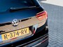 Volkswagen Tiguan 1.5 TSI Life Business Active | Trekhaak | Stoelverwarming | Stuurwiel Verwarmd | Adaptieve Cruise Control | LED Koplampen | Climate Control | Camera | Sfeerverlichting | Navigatie | Apple Carplay | Android Auto |