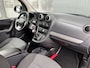 Mercedes-Benz Citan 111 CDI BlueEFFICIENCY 110pk Airco Cruise controle Trekhaak 1050kg trekgewicht Telefoonverbinding 2-Persoons Zijruit Tomtom Bpm vrij voor particulier gebruik!!