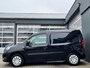 Mercedes-Benz Citan 111 CDI BlueEFFICIENCY 110pk Airco Cruise controle Trekhaak 1050kg trekgewicht Telefoonverbinding 2-Persoons Zijruit Tomtom Bpm vrij voor particulier gebruik!!