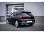 Volkswagen Golf Life Edition eHybrid Inclusief €2000,- inruilvoordeel | Trekhaak, elektrisch uitklapbaar | 'App-Connect' draadloze smartphone integratie | Achterbank in ongelijke delen neerklapbaar incl. middenarmsteun en doorlaadmogelijkheid | Achteruitrijcamera (Rear View)