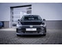 Volkswagen Golf Life Edition eHybrid Inclusief €2000,- inruilvoordeel | Trekhaak, elektrisch uitklapbaar | 'App-Connect' draadloze smartphone integratie | Achterbank in ongelijke delen neerklapbaar incl. middenarmsteun en doorlaadmogelijkheid | Achteruitrijcamera (Rear View)