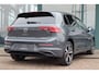 Volkswagen Golf Life Edition eHybrid | 'App-Connect' draadloze smartphone integratie | Achterbank in ongelijke delen neerklapbaar incl. middenarmsteun en doorlaadmogelijkheid | Achteruitrijcamera (Rear View)