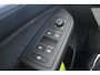 Volkswagen Golf Life Edition eHybrid | 'App-Connect' draadloze smartphone integratie | Achterbank in ongelijke delen neerklapbaar incl. middenarmsteun en doorlaadmogelijkheid | Achterlichten LED