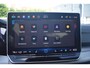 Volkswagen Golf Life Edition eHybrid | 'App-Connect' draadloze smartphone integratie | Achterbank in ongelijke delen neerklapbaar incl. middenarmsteun en doorlaadmogelijkheid | Achterlichten LED