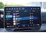 Volkswagen Golf Life Edition eHybrid | 'App-Connect' draadloze smartphone integratie | Achterbank in ongelijke delen neerklapbaar incl. middenarmsteun en doorlaadmogelijkheid | Achterlichten LED