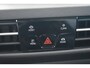 Volkswagen Golf Life Edition eHybrid | 'App-Connect' draadloze smartphone integratie | Achterbank in ongelijke delen neerklapbaar incl. middenarmsteun en doorlaadmogelijkheid | Achterlichten LED