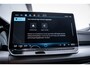 Volkswagen Golf Life Edition eHybrid | 'App-Connect' draadloze smartphone integratie | Achterbank in ongelijke delen neerklapbaar incl. middenarmsteun en doorlaadmogelijkheid | Afstandscontrolesysteem (Front Assist)