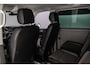 Volkswagen Transporter 2.0 TDI 204pk DSG L2 DC Caravelle Highline | Climatronic | Verlaagd | 20" | Leder | Elec. schuifdeuren | Trekhaak | Blackstyle