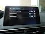 Peugeot 3008 1.6 PureTech Allure 180PK Automaat | 1500KG trekgewicht | Full options | Panoramadak | Led | Camera | Elektrisch verstelb. bestuurdersstoel met geheugen | Draadloze telfoonoplader | 19 inch lichtmetalen velgen |  Stoelverwarming | Apple carplay / Android auto
