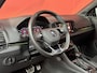 Skoda Karoq 1.5 TSI ACT Sportline Business | Stoel/Stuur -verwarming | Pano | Trekhaak |