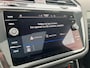 Volkswagen Tiguan 1.5 TSI 150pk DSG R-Line Black Style · Panoramadak · Matrix LED · Apple/Android Car Play · Stuur- & Stoelverwarming · ACC ·