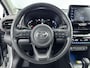 Toyota Yaris Cross 1.5 Hybrid Adventure | Panoramadak | Dodehoek detectie | Head-up display | Apple Carplay / Android Auto | Stoelverwarming | JBL | Parkeersensoren voor/achter | 18 inch