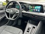 Volkswagen Golf 8 | Automaat | 1.0 eTSI | Carplay | Adaptive CC | Key-less | Dodehoek-assistent - Noodremsyst assist - Snelh-/afstandsreg- Camera Interesse in een bezichtiging of proefrit, bel of app met 06-24282842 / 06-42130156