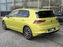 Volkswagen Golf 8 | Automaat | 1.0 eTSI | Carplay | Adaptive CC | Key-less | Dodehoek-assistent - Noodremsyst assist - Snelh-/afstandsreg- Camera Interesse in een bezichtiging of proefrit, bel of app met 06-24282842 / 06-42130156