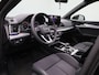 Audi Q5 Sportback 55 TFSI e S edition 367 PK l Adaptive cruise control l Glazen panoramadak l Bang & Olufsen Premium 3D l Achteruitrijcamera l Elektrisch instel. voorstoelen l Stoelverwarming voor en achter l Head-up display l Climate control l Privacy glas l Lichtpakket plus ambient light l Trekhaak l
