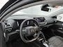 Citroën E-C4 EV Feel Pack 50 kWh 136pk | Accu SOH 96,2% | Navigatie | Achteruitrijcamera | Climate Control | Cruise Control | Parkeersensoren | Led koplampen | Apple Carplay / Android Auto | Bluetooth | DAB+ radio | Armsteun | Elektrisch inklapbare spiegels | Adaptief demping systeem | Comfortstoelen | 18" lichtmetalen velgen |