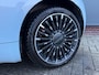 Fiat 500e La Prima 42 kWh *pano *leer *stoelv. *camera *17”