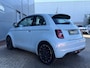 Fiat 500e La Prima 42 kWh *pano *leer *stoelv. *camera *17”