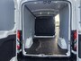 Ford Transit 350 2.0 TDCI L2H2 Trend | Automaat | Camera | Trekhaak | Cruise control | Lane assist | Voorruitverwarming | Bijrijdersbank